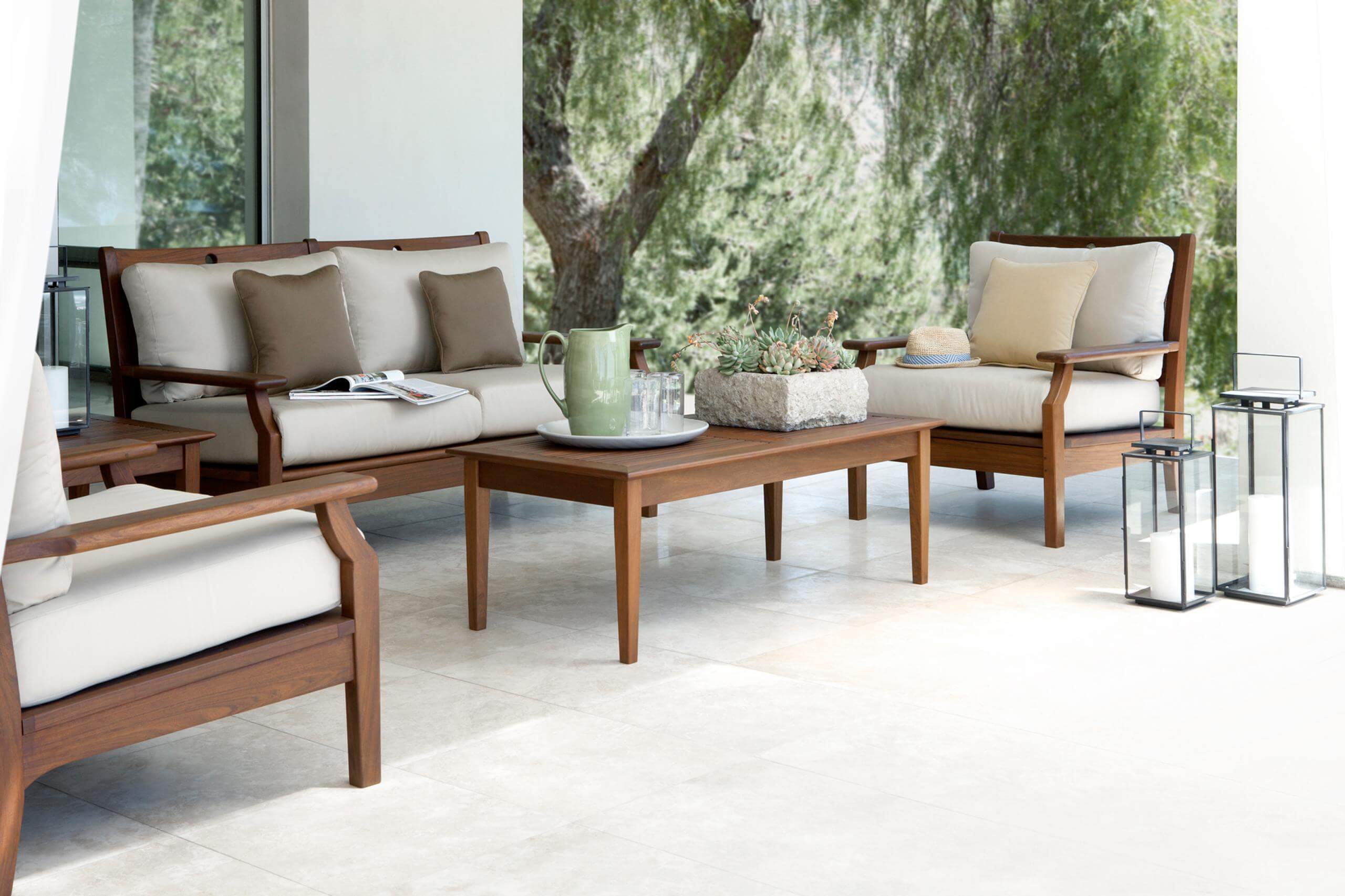 Jensen Outdoor Opal Loveseat Furniture